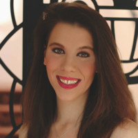 Victoria M Artiano