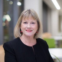 Lynn Sinclair