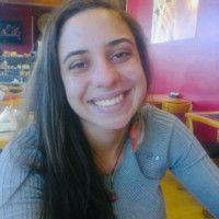 Andrezza Bernardes