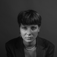 Nina Christof