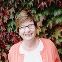 Linda Warren