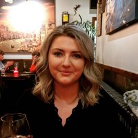 Naomi Holmes (Assoc Cipd)