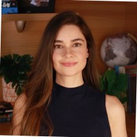 Brenda Curi Linhares