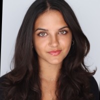 Naia Ayau