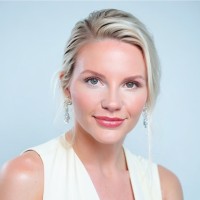 Elizabeth Cross