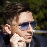 Андрей Плотников