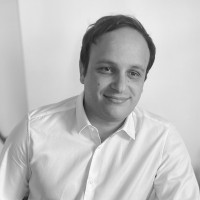 Dr. Sami Kouhaiz