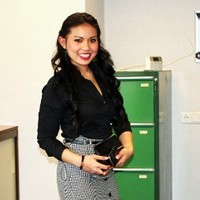 Arista Bunga Oktavia