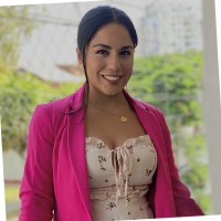 Erika Pamela R