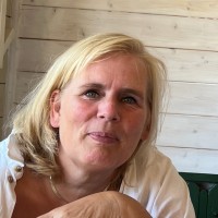 Corine Bakker