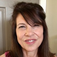 Suzanne Sakai