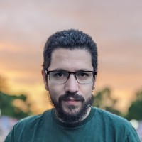Luis Cazares