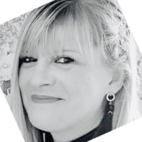 Donna Andrews
