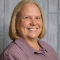 Tracy Earle-Crowell