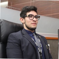 Erik Román