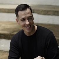 Aaron Worthington