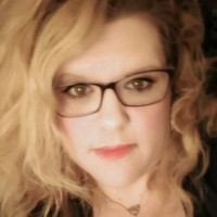 Stephanie Holloway