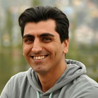 Hossein Yavari