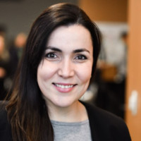 Daniela Leon, Mba