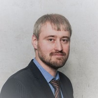 Dr. Marek Kotarba