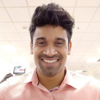 Rhys Fernandes
