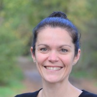 Dr. Yvonne Löwer