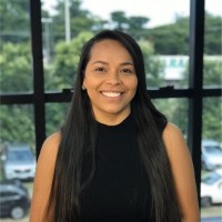 Alini Dourado