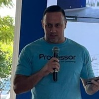 Carlos Comassetto