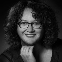 Marie-Hélène Follain