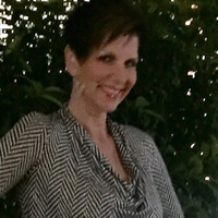 Lori Nelson