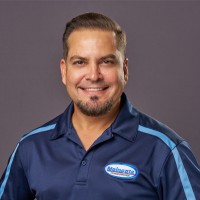 Leo Cruzado