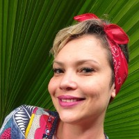 Glória Ayres