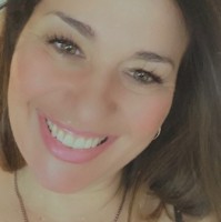Lorie Luzarraga
