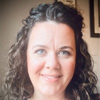 Suzanne Slade