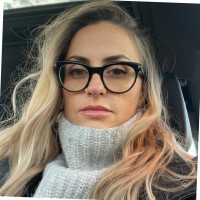 Stefanie Georgopoulos