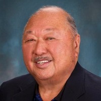Warren Akiona