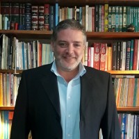 Oscar Bustos Navarta