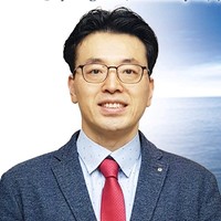 EUN HYUK LEE (이은혁)