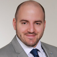 Dr. Szelthoffer László