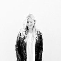 Lindsey King