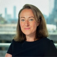 Claudia Schlosser