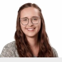 Sarah Yellowega, Caib