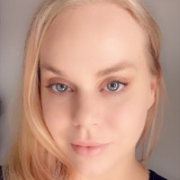 Steph Scott