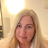 Angela Sabo