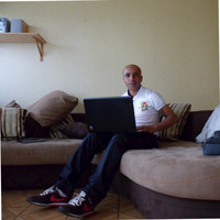 Mokhtar Akari