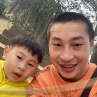 Zhong Yang