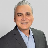 Robert Armendariz