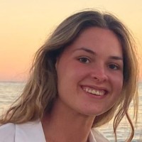 Camila Tezanos Pinto