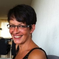 Ellen De Vries