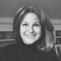 Lesley Kelly